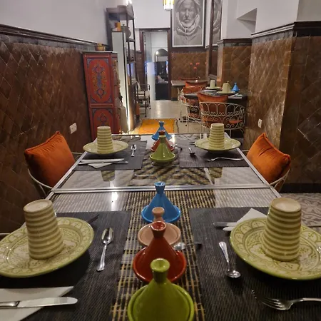 Riad Les Nuits De Marrakech-2