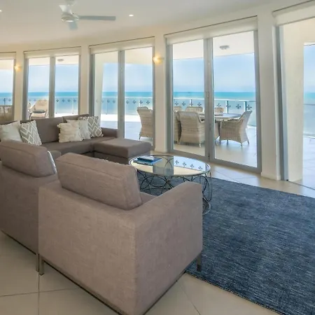 Vue Apartments Trinity Beach-2