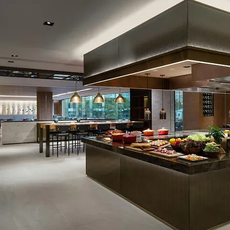 Sheraton Hong Kong Tung Chung Hotel-2