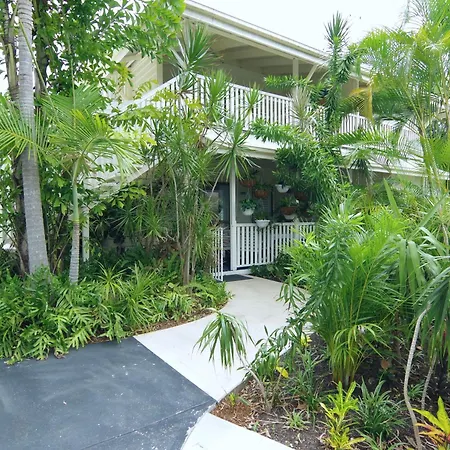 Debbie'S Place-2