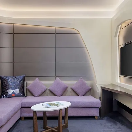 V Hotel Dubai, Curio Collection By Hilton-3