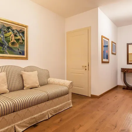 Boutique Hotel Villa Sostaga-3