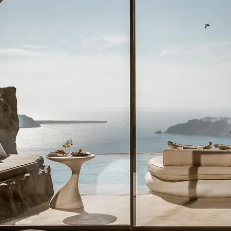 One Of One Hotel-3