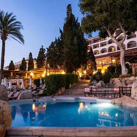 Coral Beach Hotel & Resort Cyprus-3