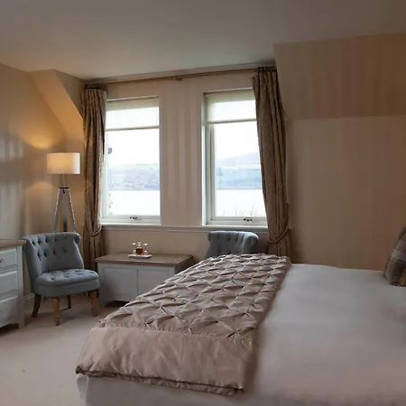 Loch Ness Lodge-3