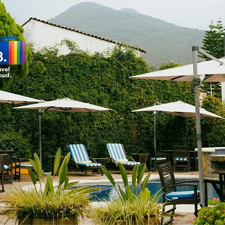 Hotel Hacienda Los Laureles-3