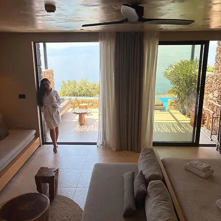 ​Le Grand Bleu Resort-2