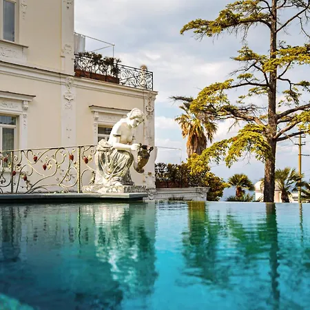 Luxury Villa Excelsior Parco-2