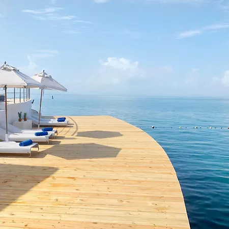 The Bannister Hotel & Yacht Club-2