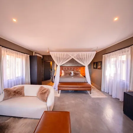 Mhondoro Safari Lodge&Villa-2
