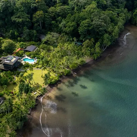 Playa Cativo Lodge-3