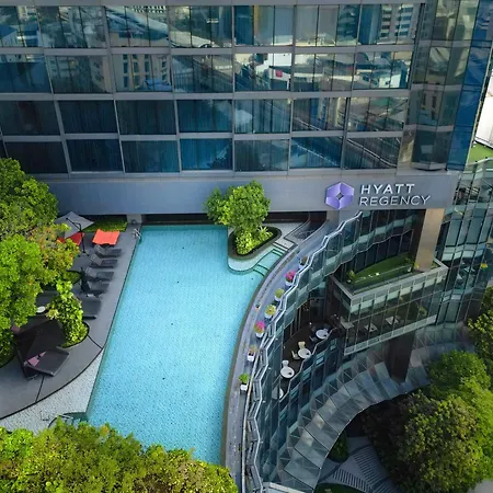 Hyatt Regency Bangkok Sukhumvit-3