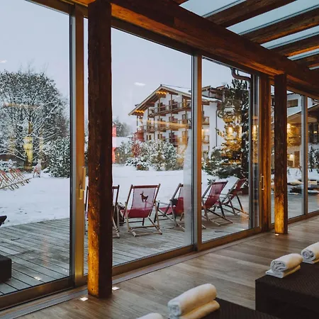 Kitzhof Mountain Design Resort 4 Sterne Superior-3