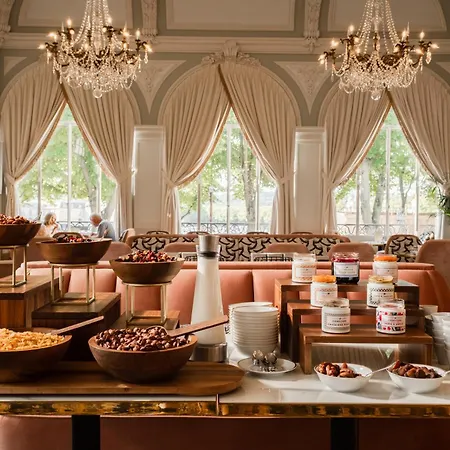Hotel Les Lumieres - Relais & Chateaux-2