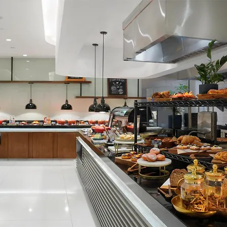 Radisson Blu Hotel, Kuwait-2