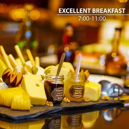 Hotel Grand Palace - Small Luxury Hotels - Operated By Czech Inn-3
