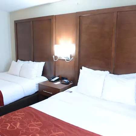 Comfort Suites Urbana Champaign, University Area-2