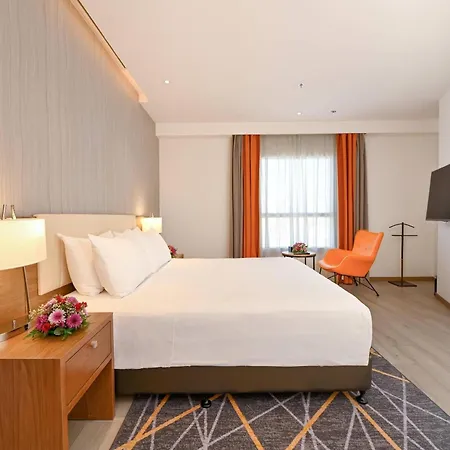 Clarion Hotel Jeddah Airport-3