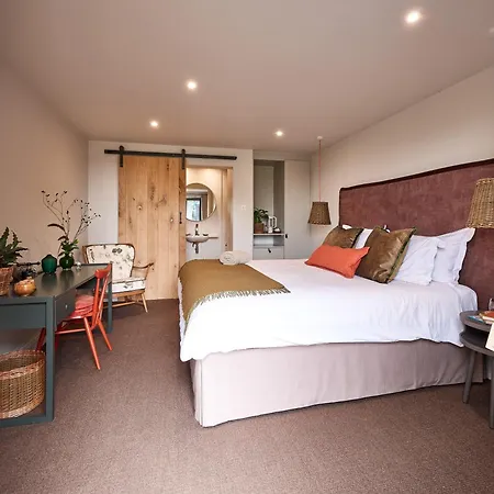 Combe Grove Health And Wellness-2