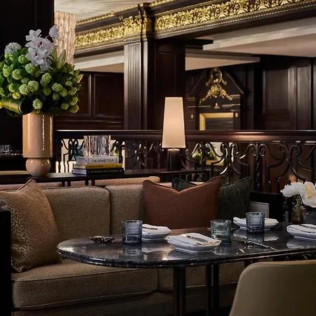 Rosewood Hotel Georgia-3