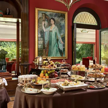 Hotel Regency - Small Luxury Hotels Of The World-3