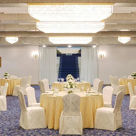Sheraton Jeddah Hotel-2