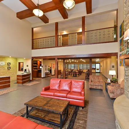 Comfort Suites Near Route 66-3