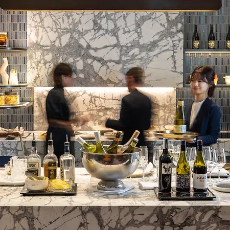 Next Hotel Melbourne, Curio Collection By Hilton-3