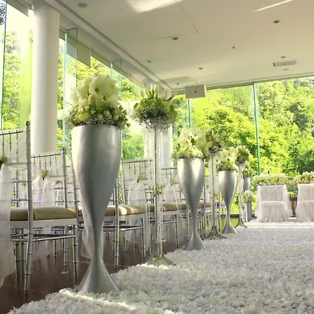 Padma Hotel Bandung-2