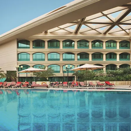 Moevenpick Grand Al Bustan-3