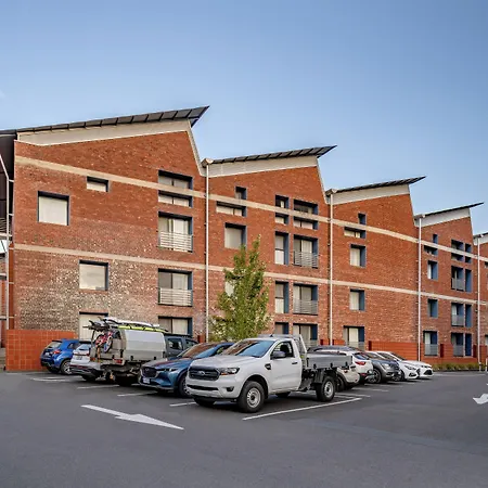 The Old Woolstore Apartment Hotel-2