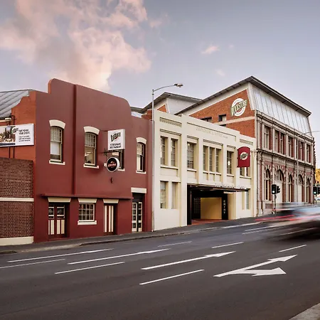 The Old Woolstore Apartment Hotel-3
