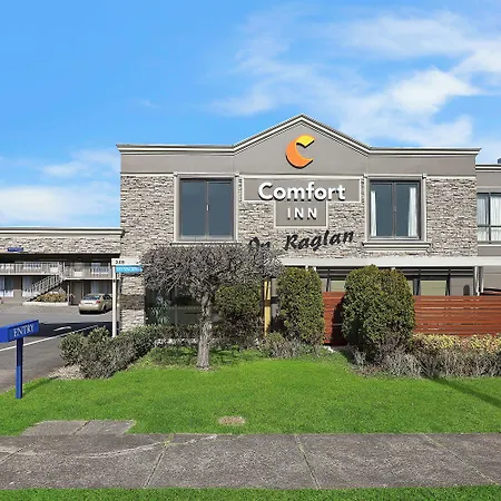 Comfort Inn On Raglan-2