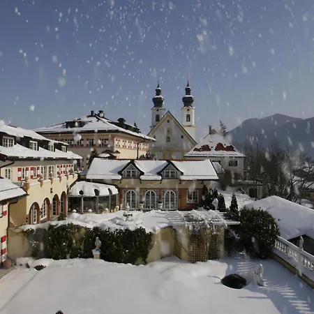 Residenz Heinz Winkler-2