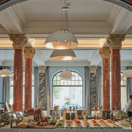 Hotel Monopol-2