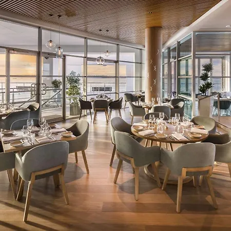Hilton Auckland-3