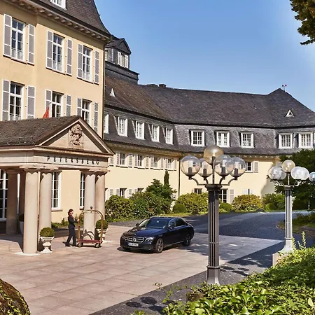 Steigenberger Icon Grandhotel & Spa Petersberg-2