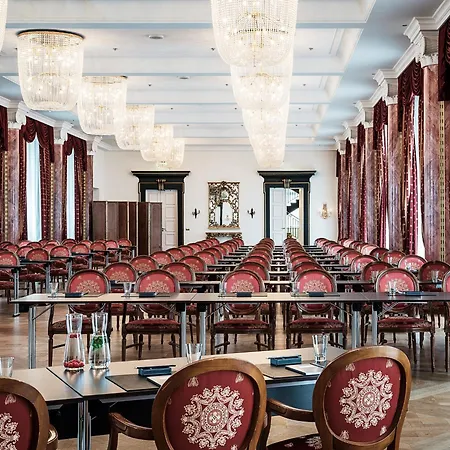 Althoff Grandhotel Schloss Bensberg-2