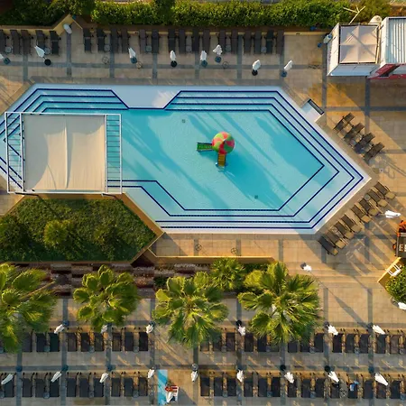 Moevenpick Hotel Beirut-3