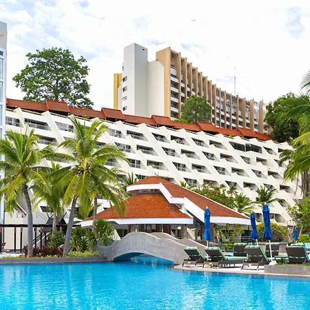 Royal Wing Suites & Spa Pattaya-2
