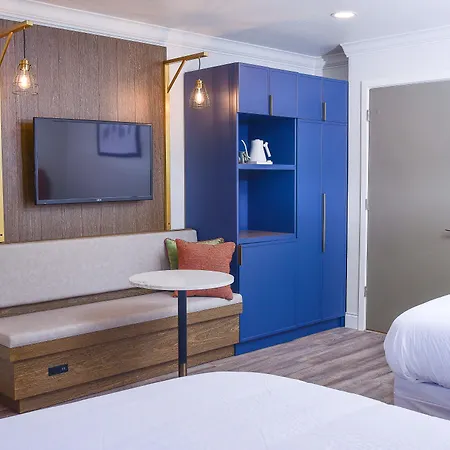 The Woodrose- Newly Renovated-2