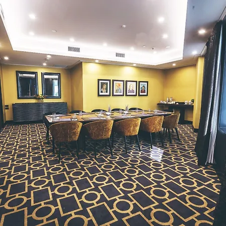 Bolton Hotel-3
