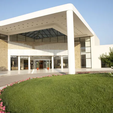 Ramada Plaza By Wyndham Thraki-2