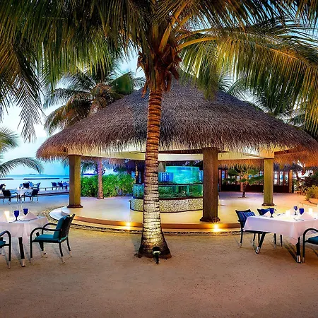 Sheraton Maldives Full Moon Resort & Spa-3