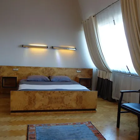 Hotel Monopol-3
