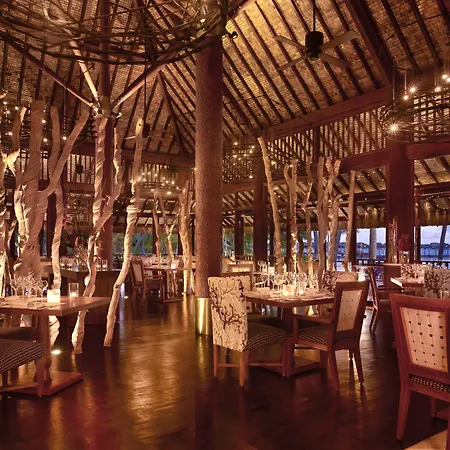 Four Seasons Resort Bora Bora-3