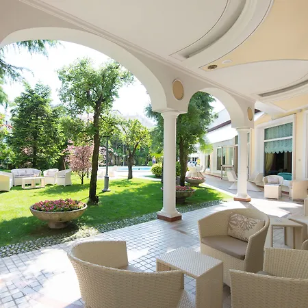 Hotel Terme Due Torri - Hideaway & Spa (Adults Only)-3