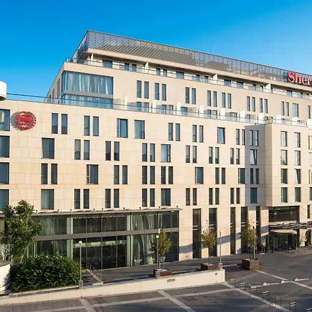Sheraton Bratislava Hotel-3