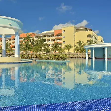 Iberostar Selection Rose Hall Suites (Adults Only)-3