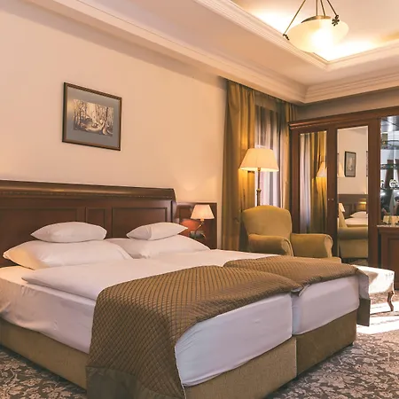 Andrassy Kuria & Spa-3